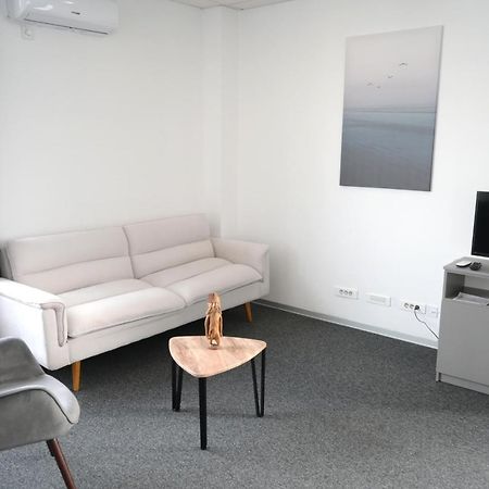 Luana Airport Apartments #5 Otopeni Dış mekan fotoğraf