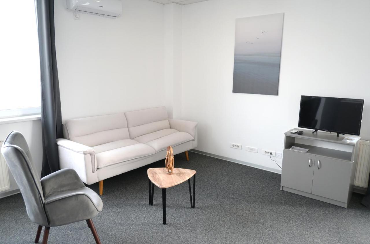 Luana Airport Apartments #5 Otopeni Dış mekan fotoğraf