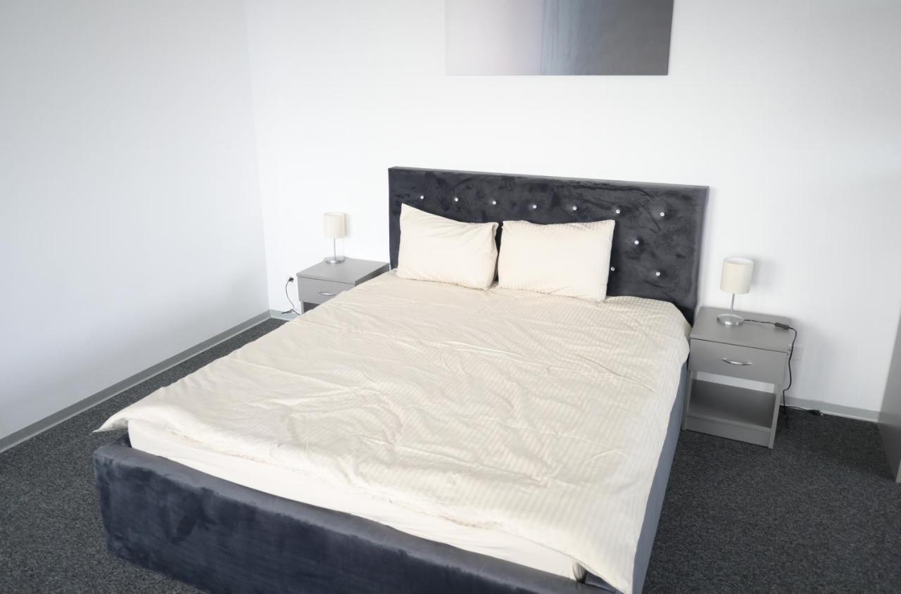Luana Airport Apartments #5 Otopeni Dış mekan fotoğraf