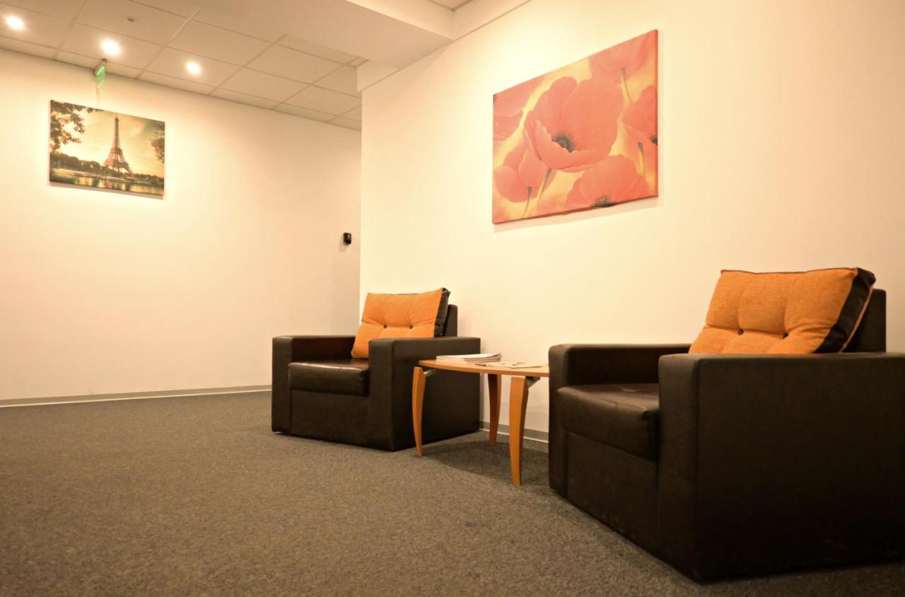 Luana Airport Apartments #5 Otopeni Dış mekan fotoğraf